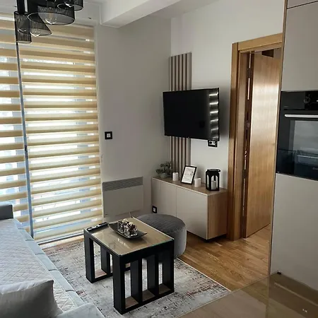 Limun Zut Apartment Zlatibor